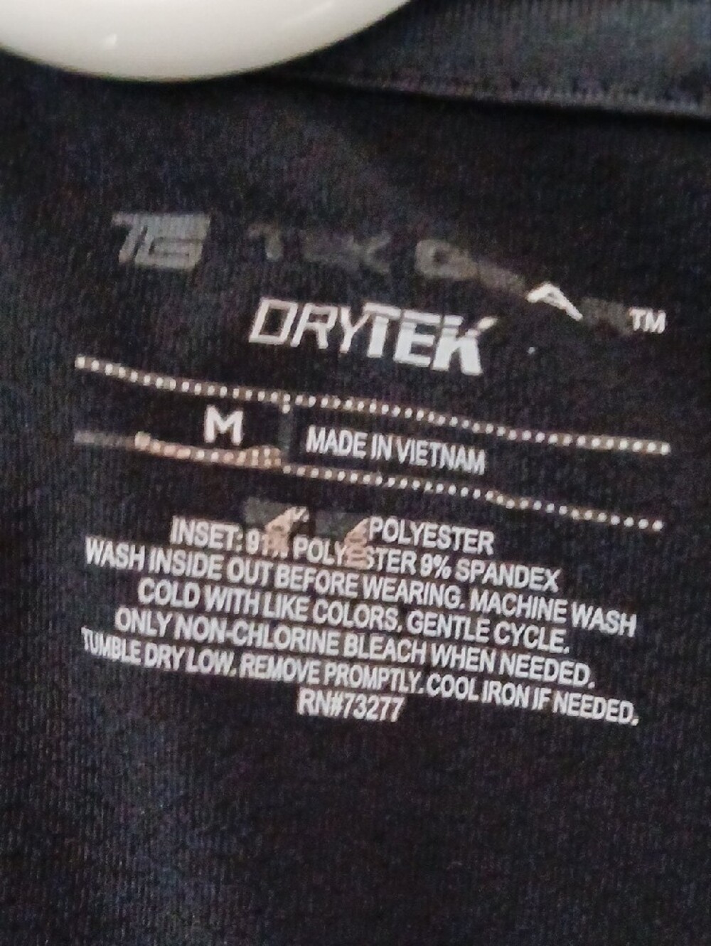 tek gear Black Women’s Sleeveless Tank Top - Picture 3 of 3